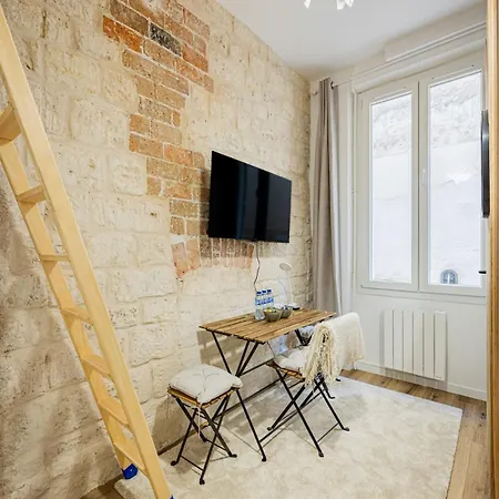 Batignolles Cozy Renovated * París